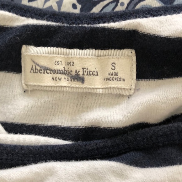 Top - Picture 3 of 3